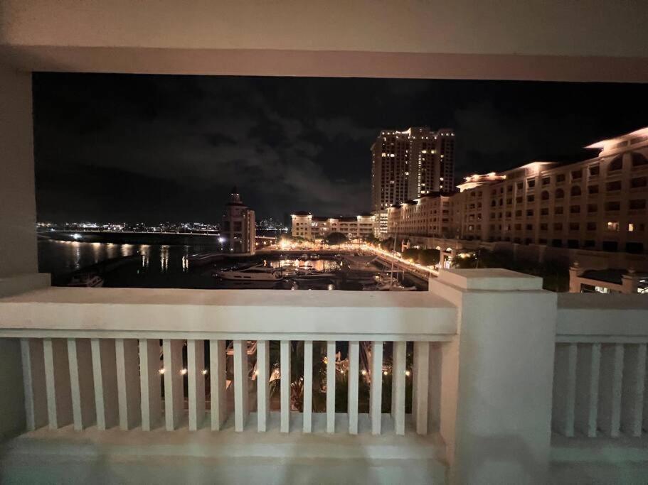 2beds Seaview Straits Quay Comes With Carpark And Hothub *