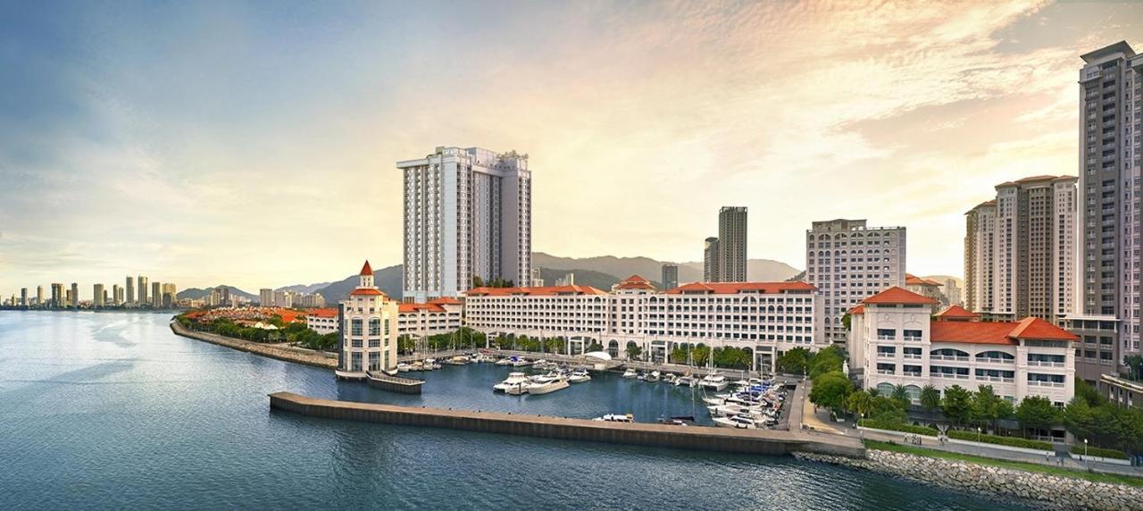 Apartemen 2beds Seaview Straits Quay Comes With Carpark And Hothub Bagan Jermal